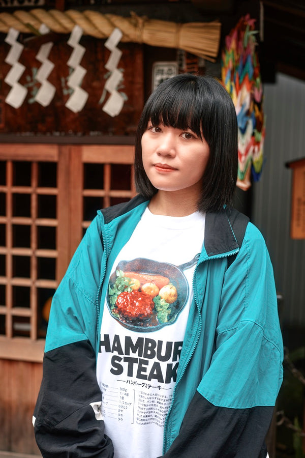 Delicious "Hamburger Steak Recipe" T-shirt