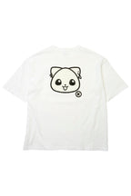 背中にドゥーンTシャツ